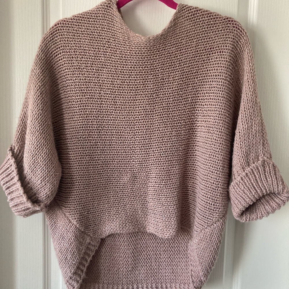 Oversized cropped sweater